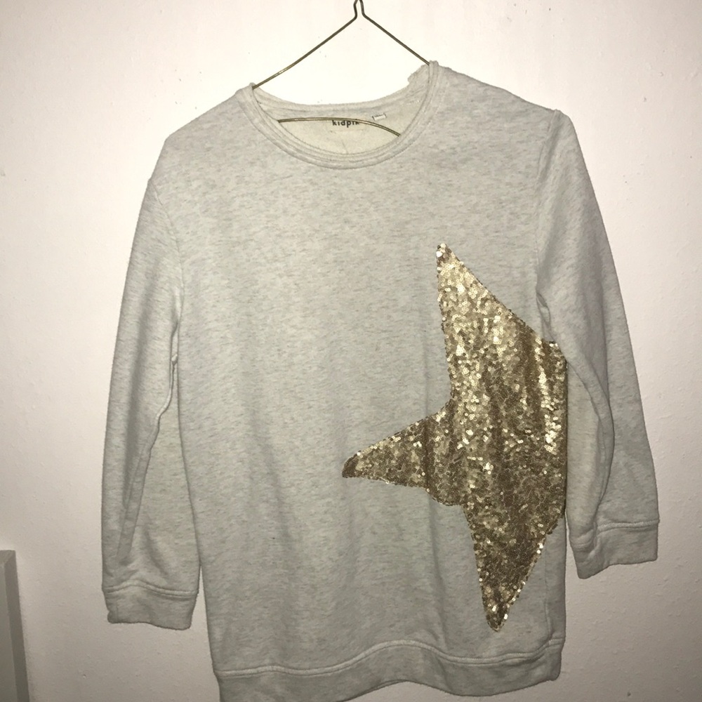 Girls Oversized Sweater W/ Sequenced Star